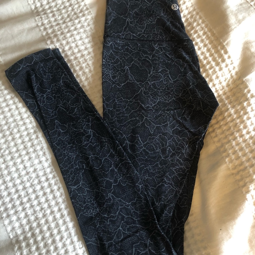 Lululemon Align Lacescape